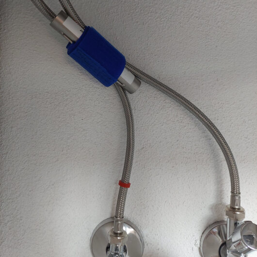 Wasseraufbereitung-unter-der-Spuele Wasser-Impuls-Generator unter der Spüle