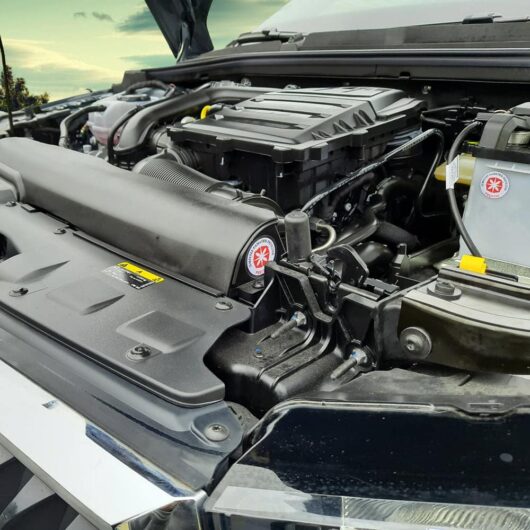 Luftansaugung Motorraum eines Pkw